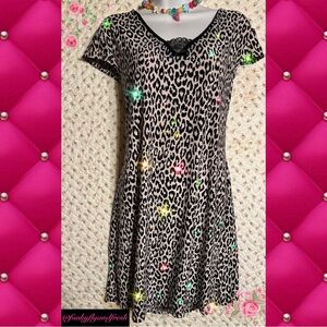 Studio Donatella size small leopard print nightie above knee with lace detailing